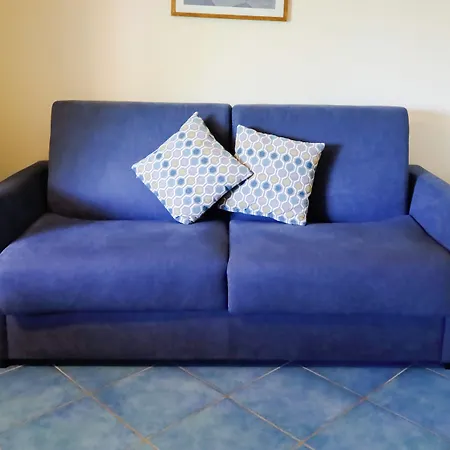 索伦托洛萨别墅酒店 4*