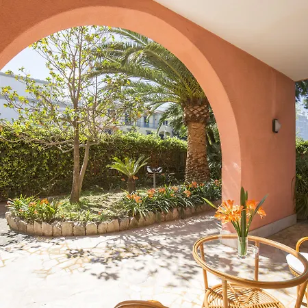 アパートホテル Rosa ソレント