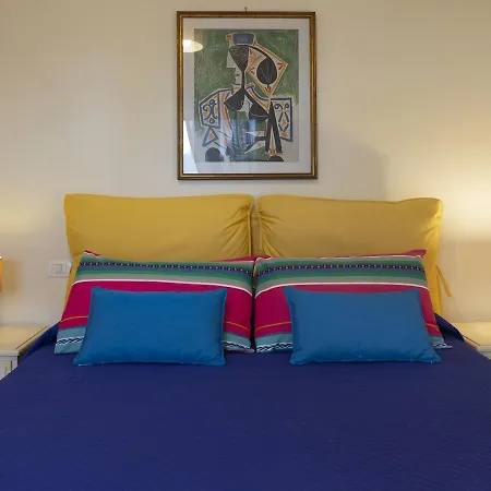 Apartahotel Rosa