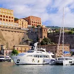 Rosa 3* Σορέντο